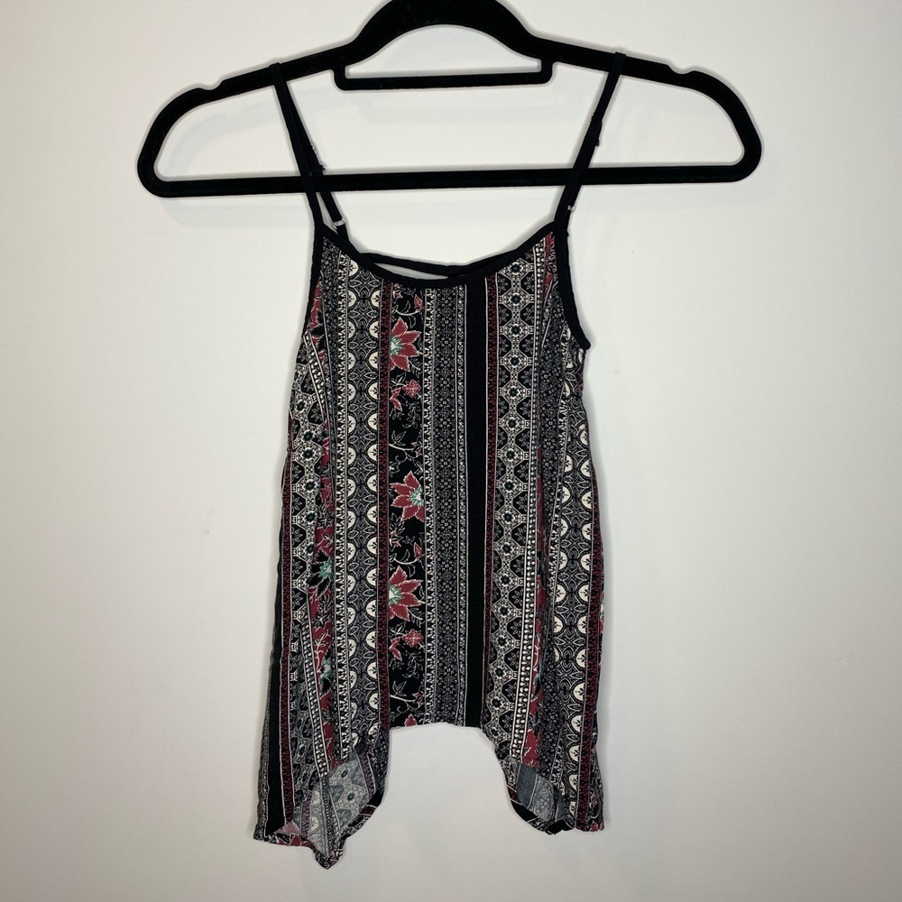Floral pattern flowy top